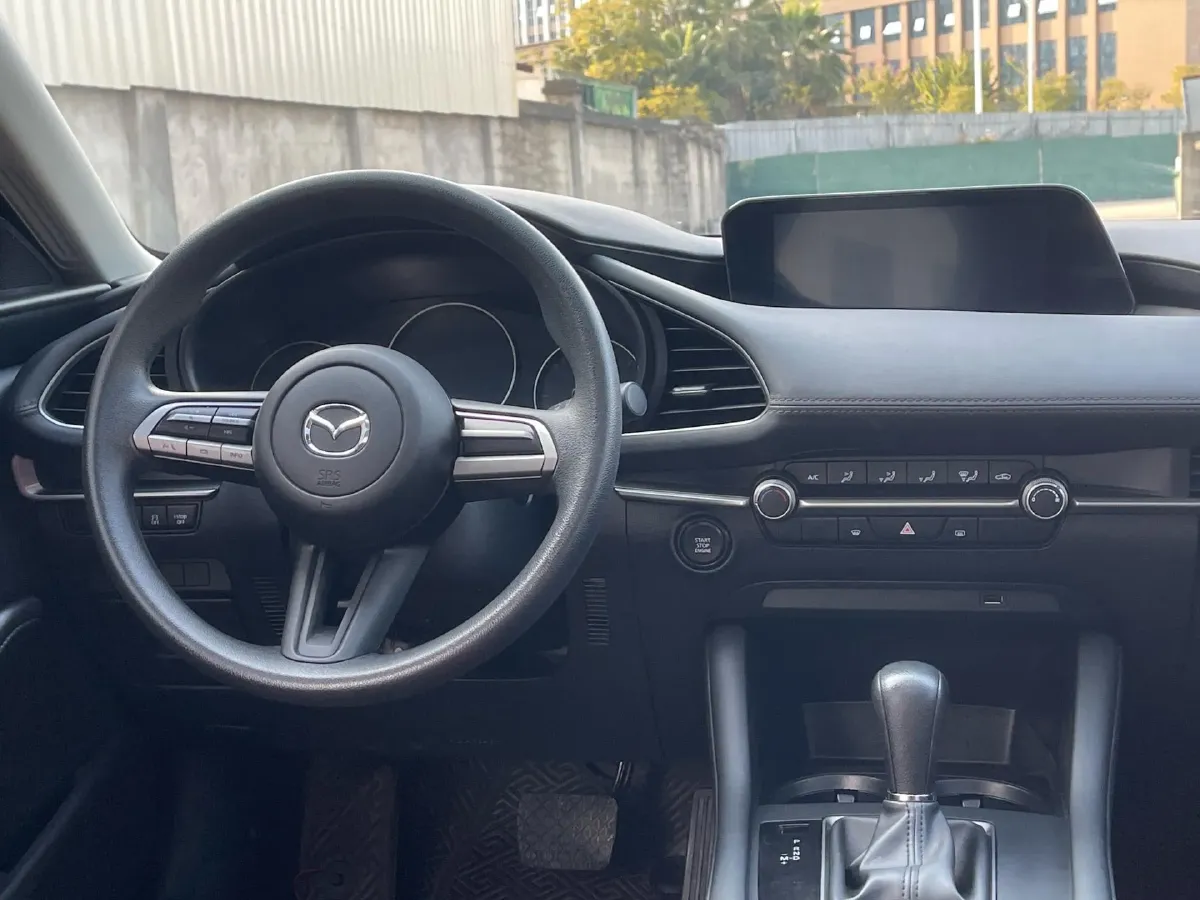 2021 Mazda 3 Axela 1.5L 117HP L4 6AT,autocango,china used car exporter,china ev exporter,chinese used car exporter,chinese used ev exporter
