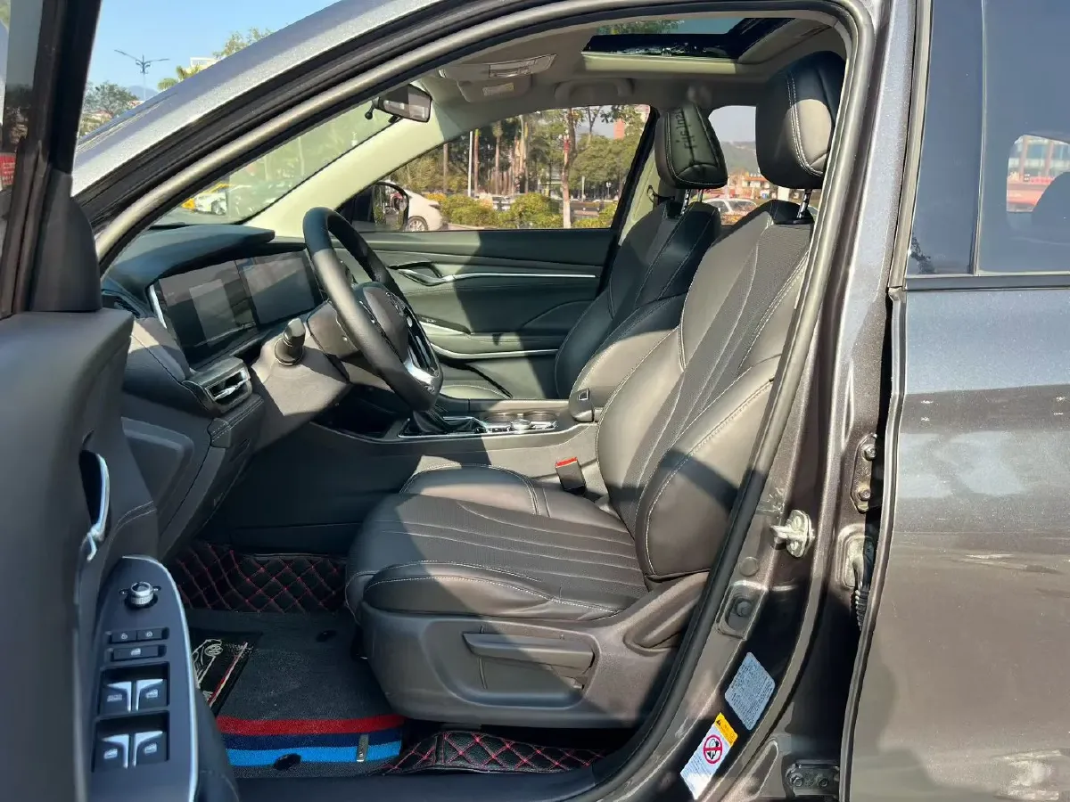 2020 ChangAn CS75 Plus 1.5T 178HP L4 6AT,autocango,china used car exporter,china ev exporter,chinese used car exporter,chinese used ev exporter