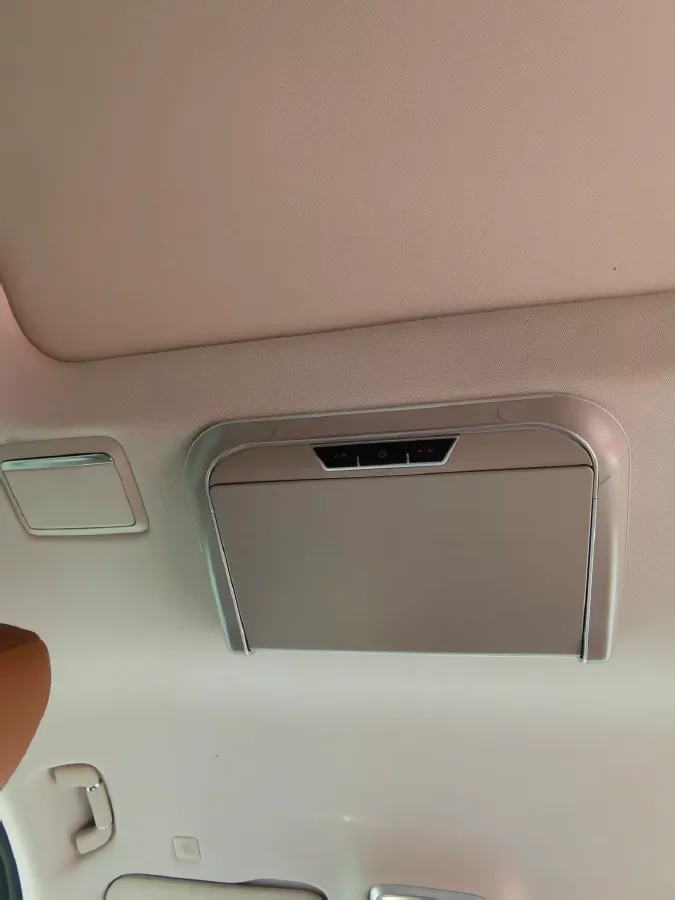 2023 HongQi HQ9 2.0T 252HP L4 8AT,autocango,china used car exporter,china ev exporter,chinese used car exporter,chinese used ev exporter