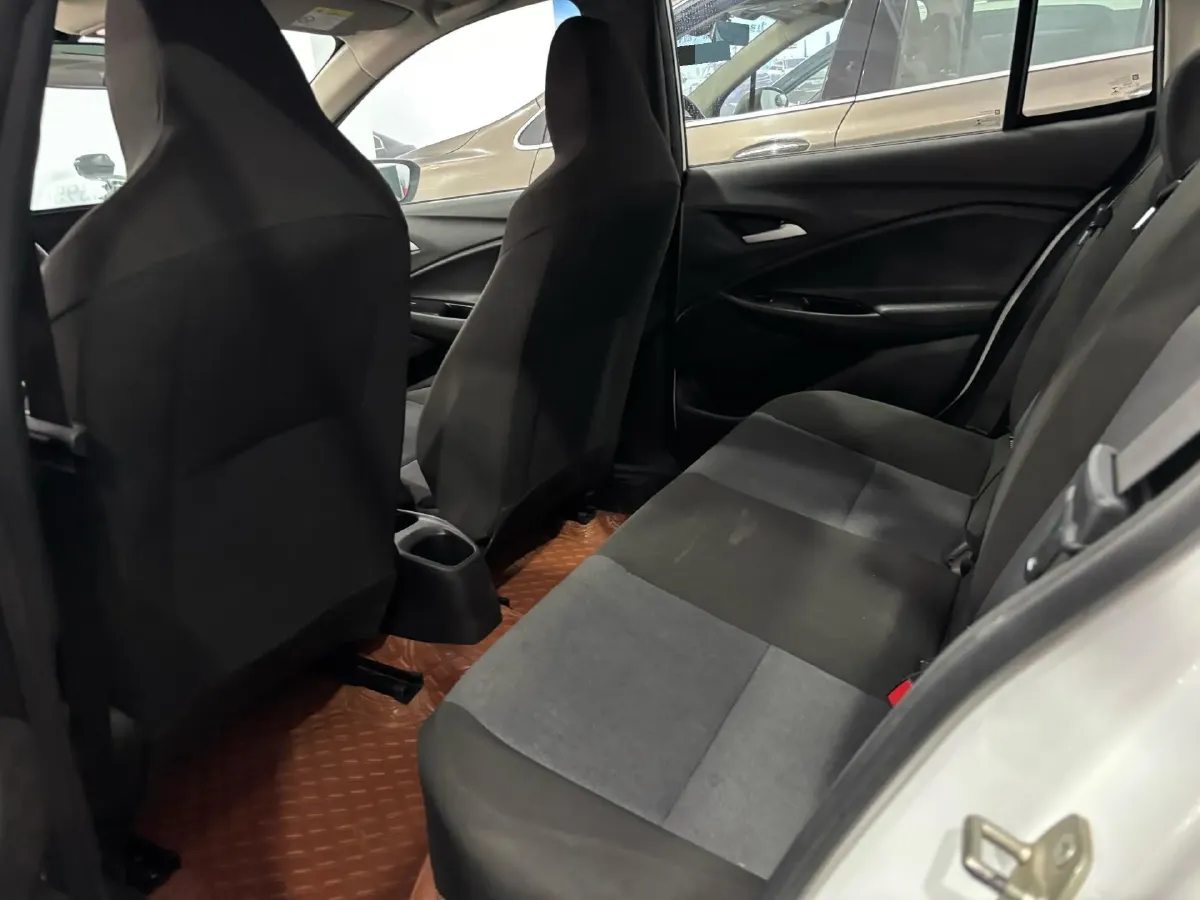 2020 Chevrolet Cavalier 1.3L 107HP L3 5MT,autocango,china used car exporter,china ev exporter,chinese used car exporter,chinese used ev exporter