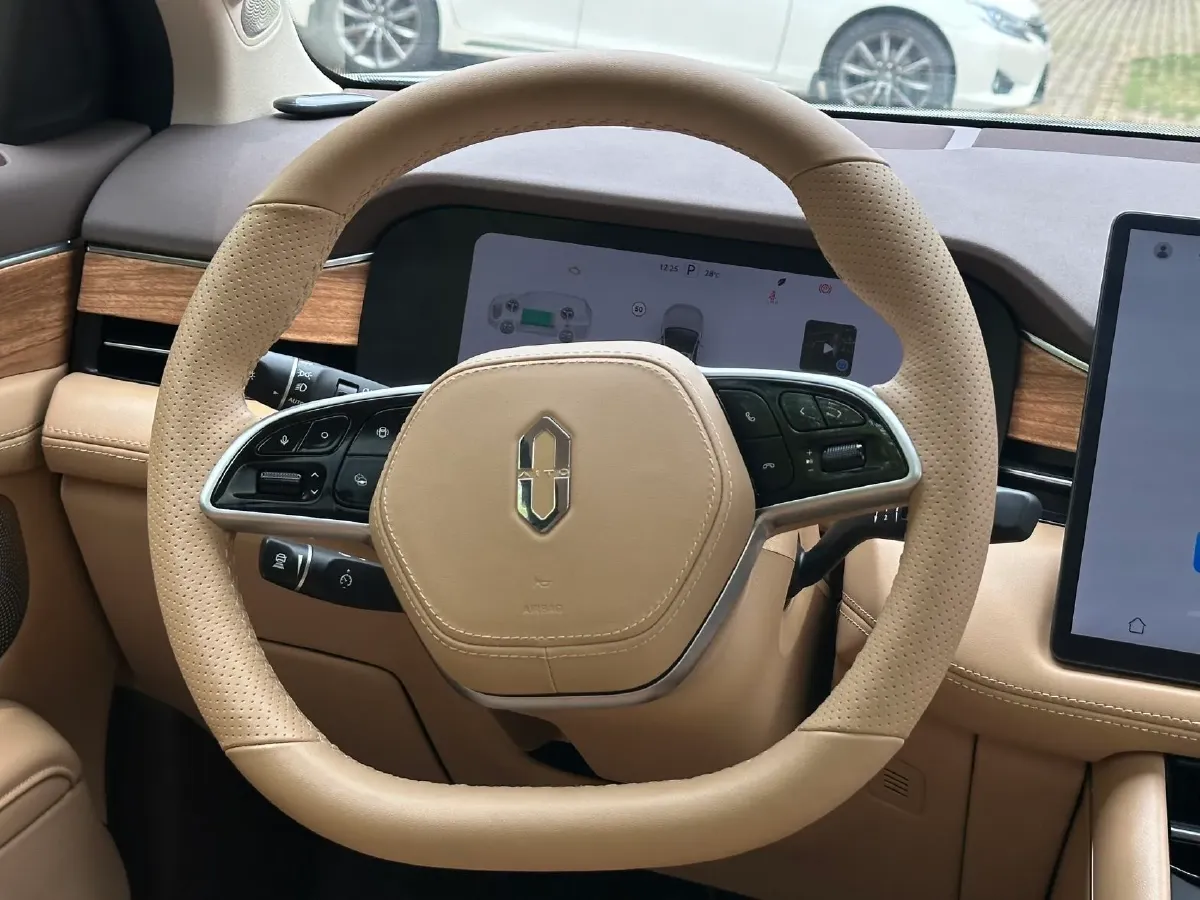 2024 AITO AITO M7 1.5T 152HP L4 REEV 38.5KWH,autocango,china used car exporter,china ev exporter,chinese used car exporter,chinese used ev exporter