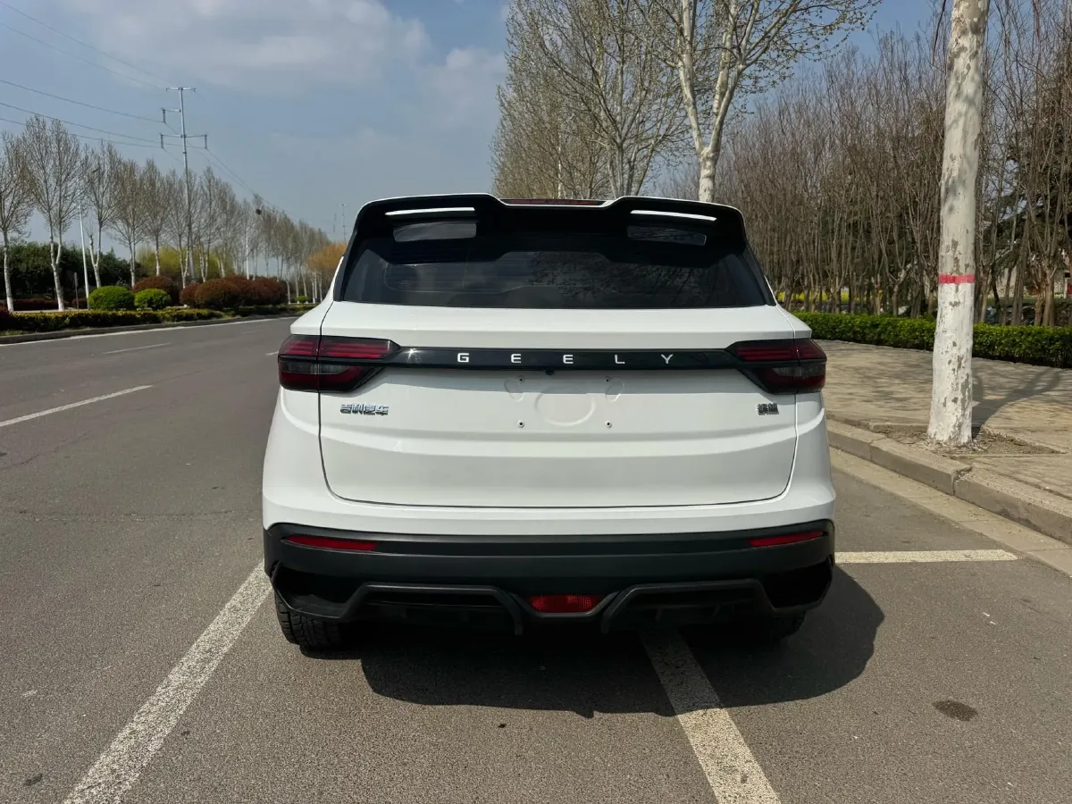 2025 Geely Coolray 1.5L 126HP L4 5MT,autocango,china used car exporter,china ev exporter,chinese used car exporter,chinese used ev exporter