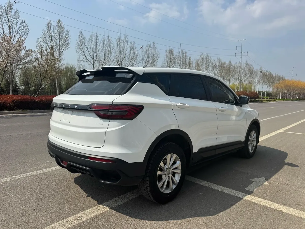 2025 Geely Coolray 1.5L 126HP L4 5MT,autocango,china used car exporter,china ev exporter,chinese used car exporter,chinese used ev exporter