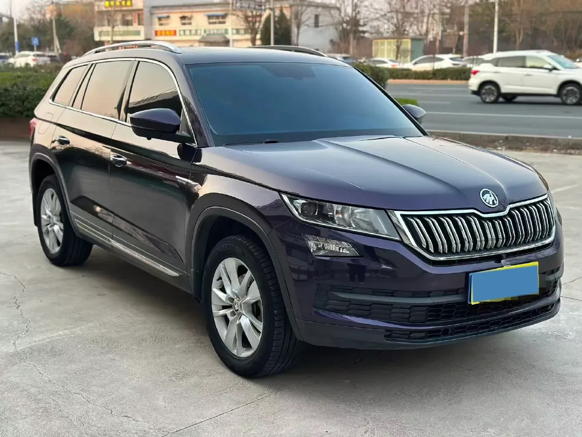 2018 Skoda Kodiak 1.8T 180HP L4 7DCT,autocango,china used car exporter,china ev exporter,chinese used car exporter,chinese used ev exporter