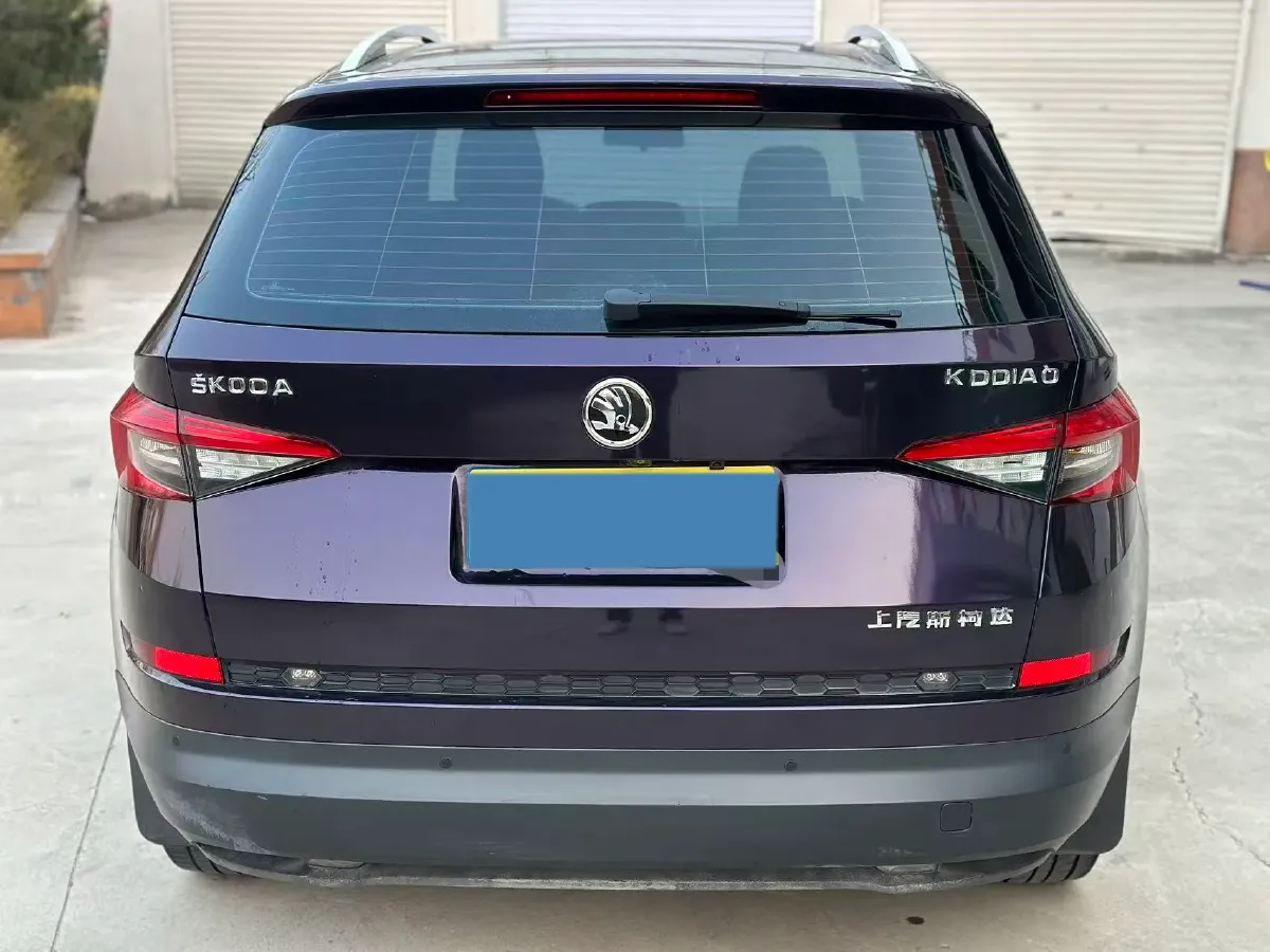 2018 Skoda Kodiak 1.8T 180HP L4 7DCT,autocango,china used car exporter,china ev exporter,chinese used car exporter,chinese used ev exporter