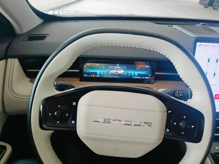 2025 Jetour DASHING 1.5T 184HP L4 7DCT,autocango,china used car exporter,china ev exporter,chinese used car exporter,chinese used ev exporter