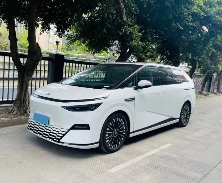 2025 Xpeng X9 BEV,autocango,china used car exporter,china ev exporter,chinese used car exporter,chinese used ev exporter