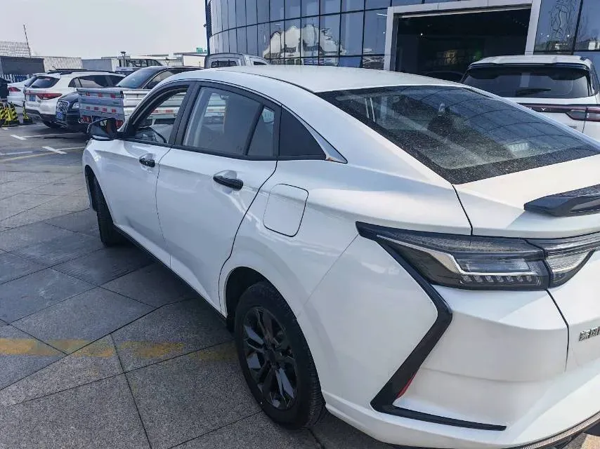 2023 DongFeng Aeolus YiXuan 1.5L 125HP L4 6DCT,autocango,china used car exporter,china ev exporter,chinese used car exporter,chinese used ev exporter