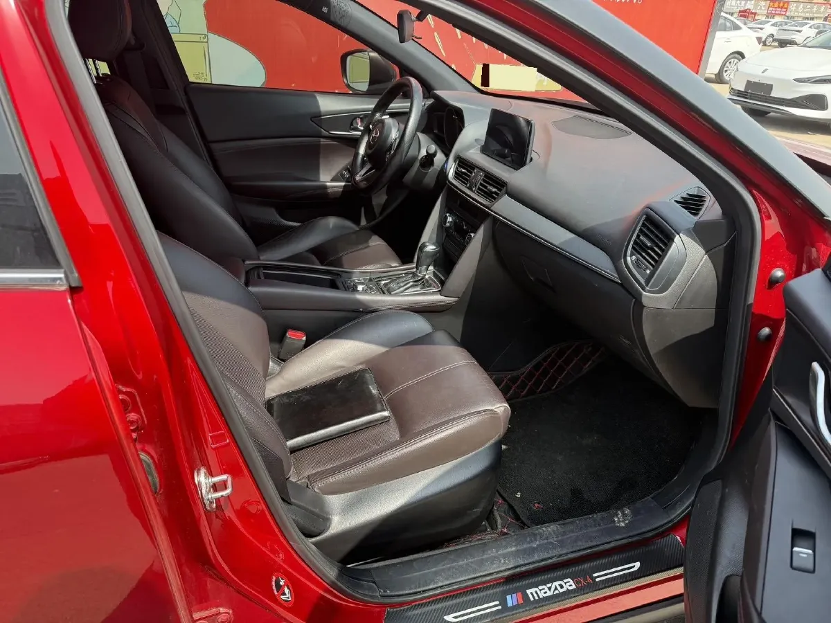 2021 Mazda CX-4 2.0L 158HP L4 6AT,autocango,china used car exporter,china ev exporter,chinese used car exporter,chinese used ev exporter