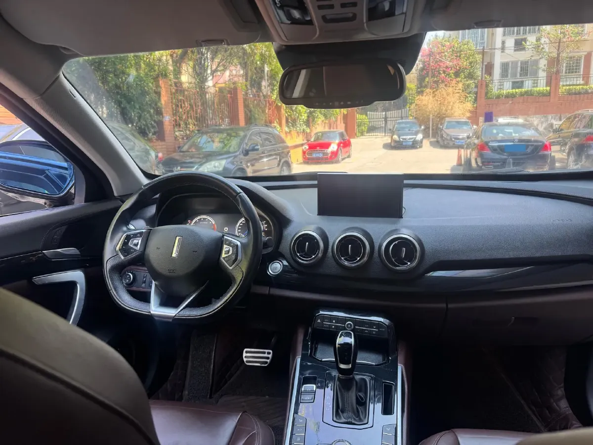 2017 WEY VV7 2.0T 234HP L4 7DCT,autocango,china used car exporter,china ev exporter,chinese used car exporter,chinese used ev exporter