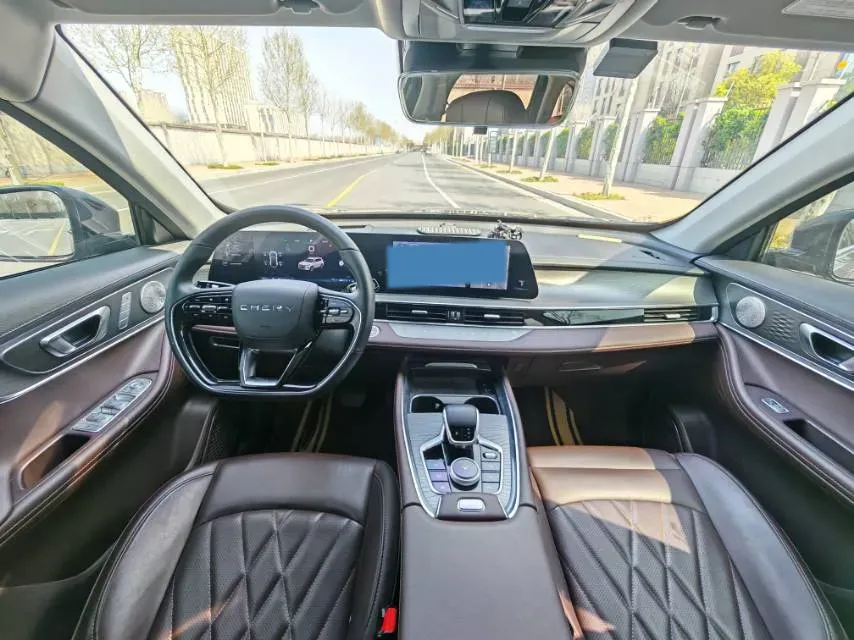 2024 Chery Tiggo 8 PRO 2.0T 254HP L4 7DCT,autocango,china used car exporter,china ev exporter,chinese used car exporter,chinese used ev exporter