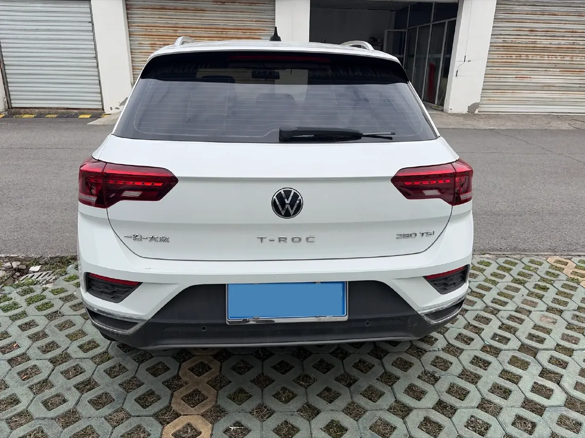 2022 Volkswagen T-Roc 1.4T 150HP L4 7DCT,autocango,china used car exporter,china ev exporter,chinese used car exporter,chinese used ev exporter