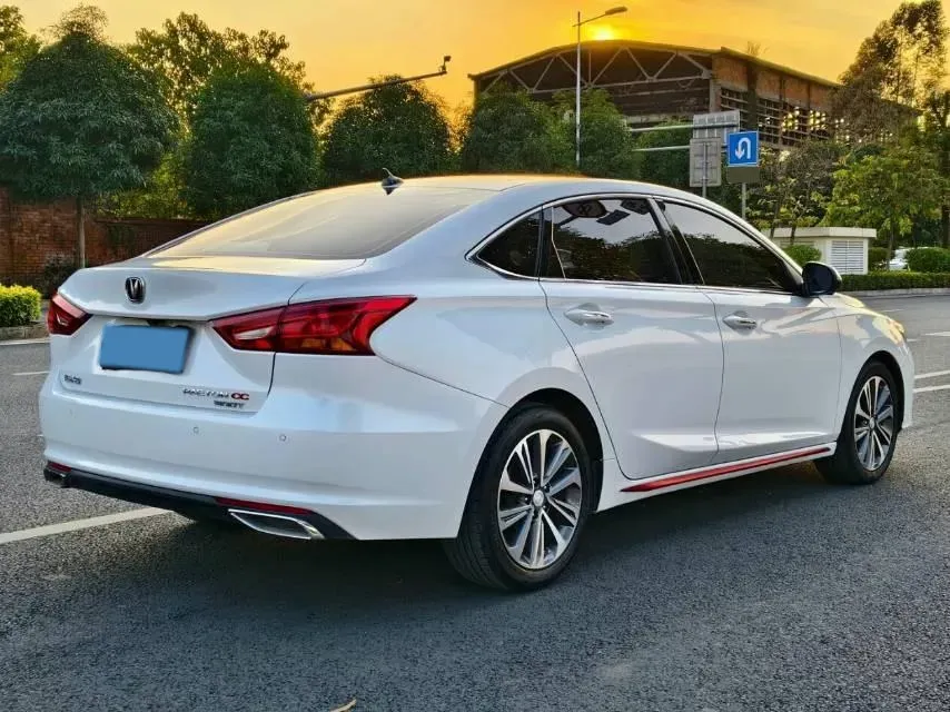 2021 ChangAn Raeton CC 1.5T 180HP L4 7DCT,autocango,china used car exporter,china ev exporter,chinese used car exporter,chinese used ev exporter