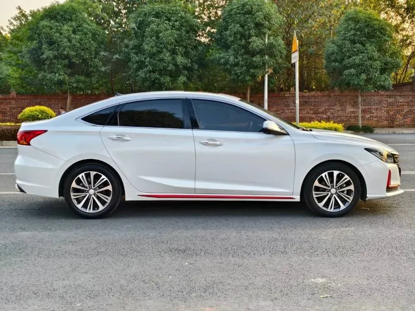 2021 ChangAn Raeton CC 1.5T 180HP L4 7DCT,autocango,china used car exporter,china ev exporter,chinese used car exporter,chinese used ev exporter