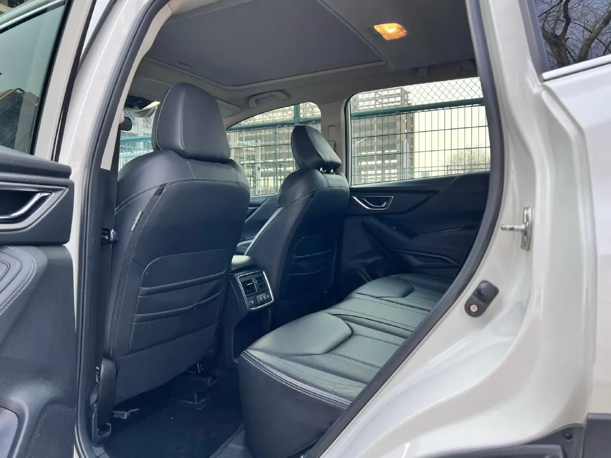 2021 Subaru Forester 2.0L 154HP H4 CVT,autocango,china used car exporter,china ev exporter,chinese used car exporter,chinese used ev exporter