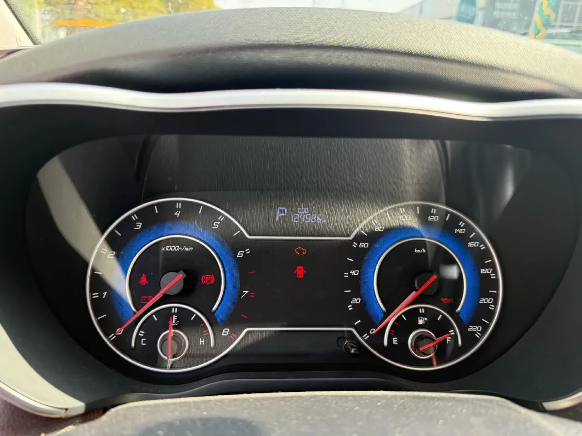 2016 HaiMa V70 1.5T 156HP L4 6AT,autocango,china used car exporter,china ev exporter,chinese used car exporter,chinese used ev exporter