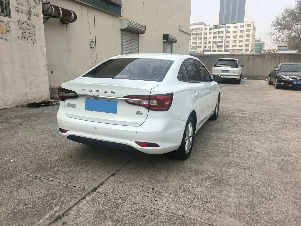 2019 Roewe i5 1.5L 120HP L4 5MT,autocango,china used car exporter,china ev exporter,chinese used car exporter,chinese used ev exporter