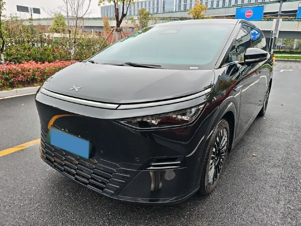 2025 Xpeng X9 BEV,autocango,china used car exporter,china ev exporter,chinese used car exporter,chinese used ev exporter