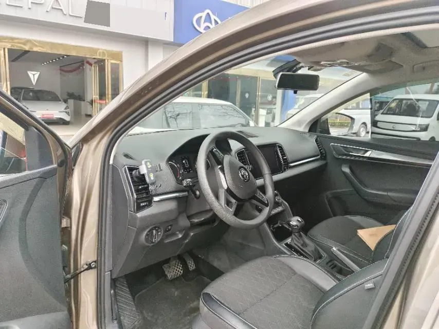 2021 Skoda Karoq 1.4T 150HP L4 7DCT,autocango,china used car exporter,china ev exporter,chinese used car exporter,chinese used ev exporter