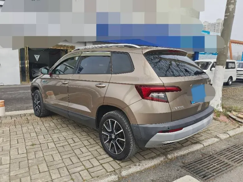 2021 Skoda Karoq 1.4T 150HP L4 7DCT,autocango,china used car exporter,china ev exporter,chinese used car exporter,chinese used ev exporter