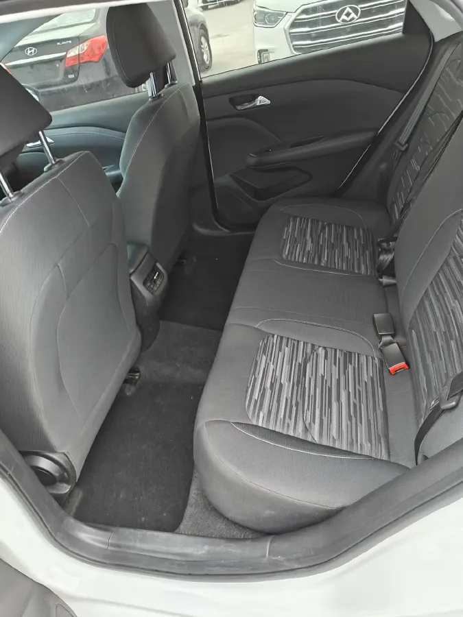 2023 Chevrolet Monza 1.5L 113HP L4 6DCT,autocango,china used car exporter,china ev exporter,chinese used car exporter,chinese used ev exporter