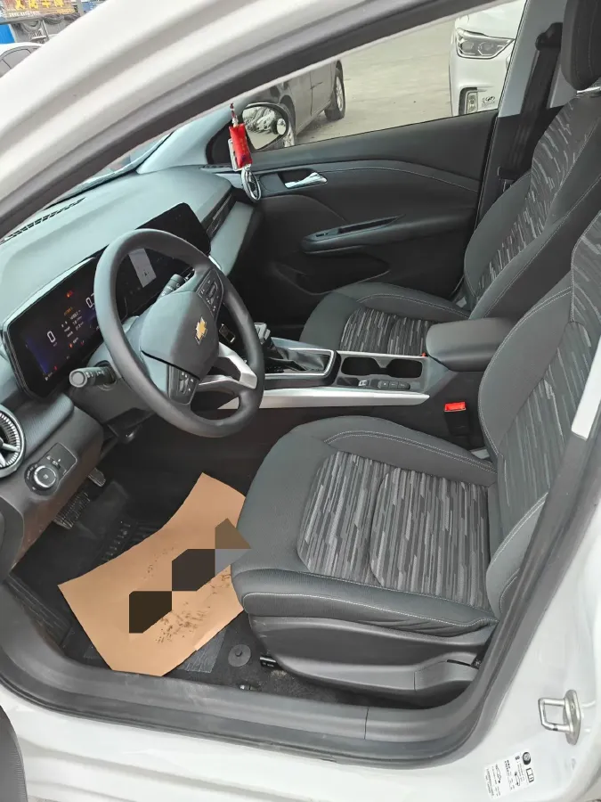 2023 Chevrolet Monza 1.5L 113HP L4 6DCT,autocango,china used car exporter,china ev exporter,chinese used car exporter,chinese used ev exporter