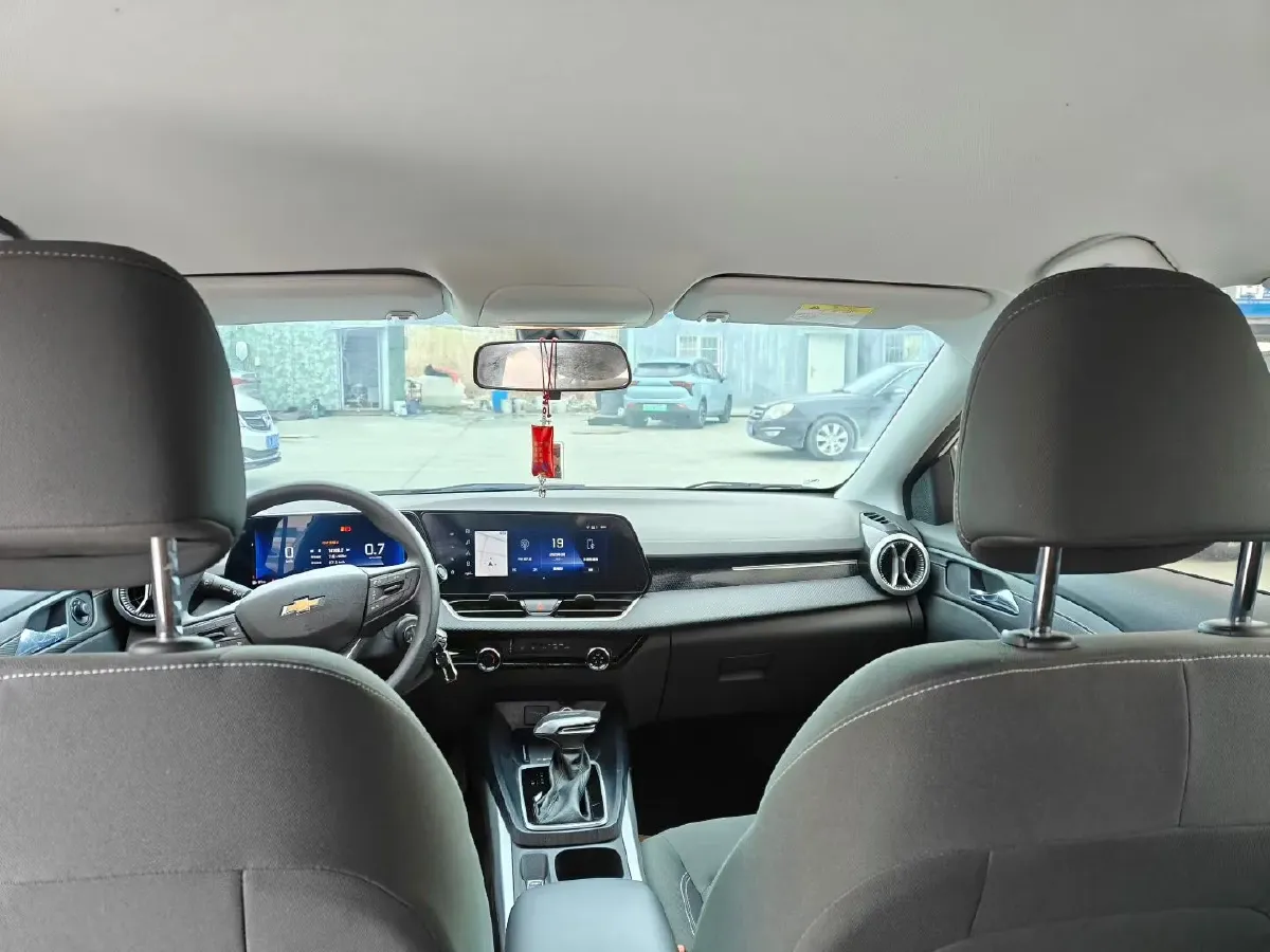 2023 Chevrolet Monza 1.5L 113HP L4 6DCT,autocango,china used car exporter,china ev exporter,chinese used car exporter,chinese used ev exporter