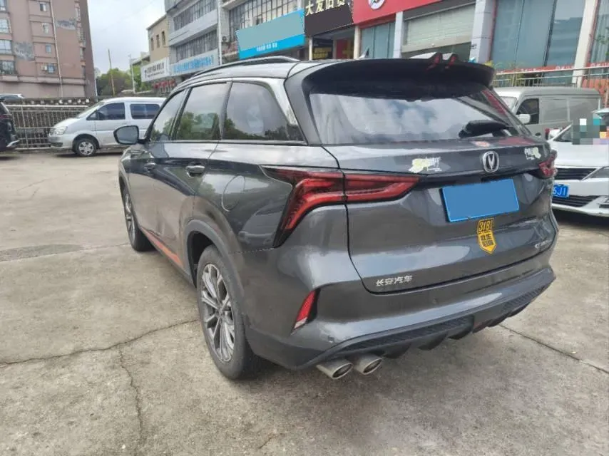 2021 ChangAn CS75 Plus 2.0T 233HP L4 8AT,autocango,china used car exporter,china ev exporter,chinese used car exporter,chinese used ev exporter