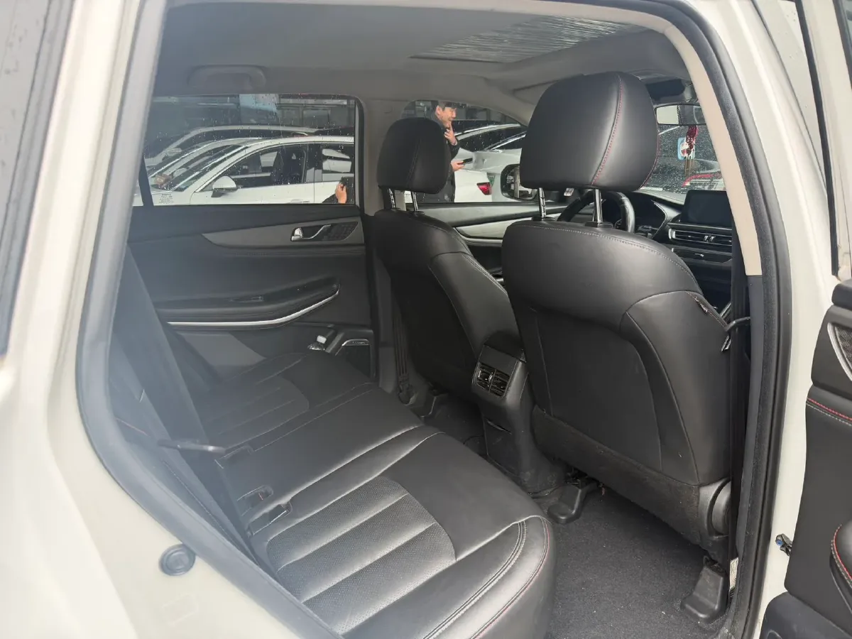 2021 ChangAn CS75 1.5T 178HP L4 7DCT,autocango,china used car exporter,china ev exporter,chinese used car exporter,chinese used ev exporter