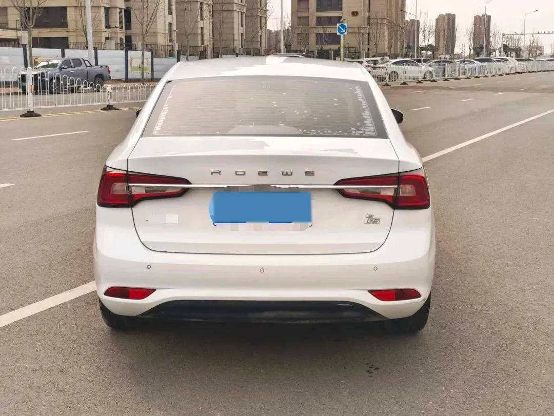 2019 Roewe i5 1.5L 120HP L4 5MT,autocango,china used car exporter,china ev exporter,chinese used car exporter,chinese used ev exporter
