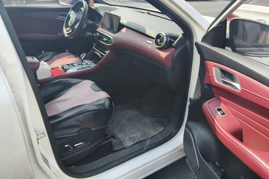 2019 MG HS 2.0T 231HP L4 6DCT,autocango,china used car exporter,china ev exporter,chinese used car exporter,chinese used ev exporter