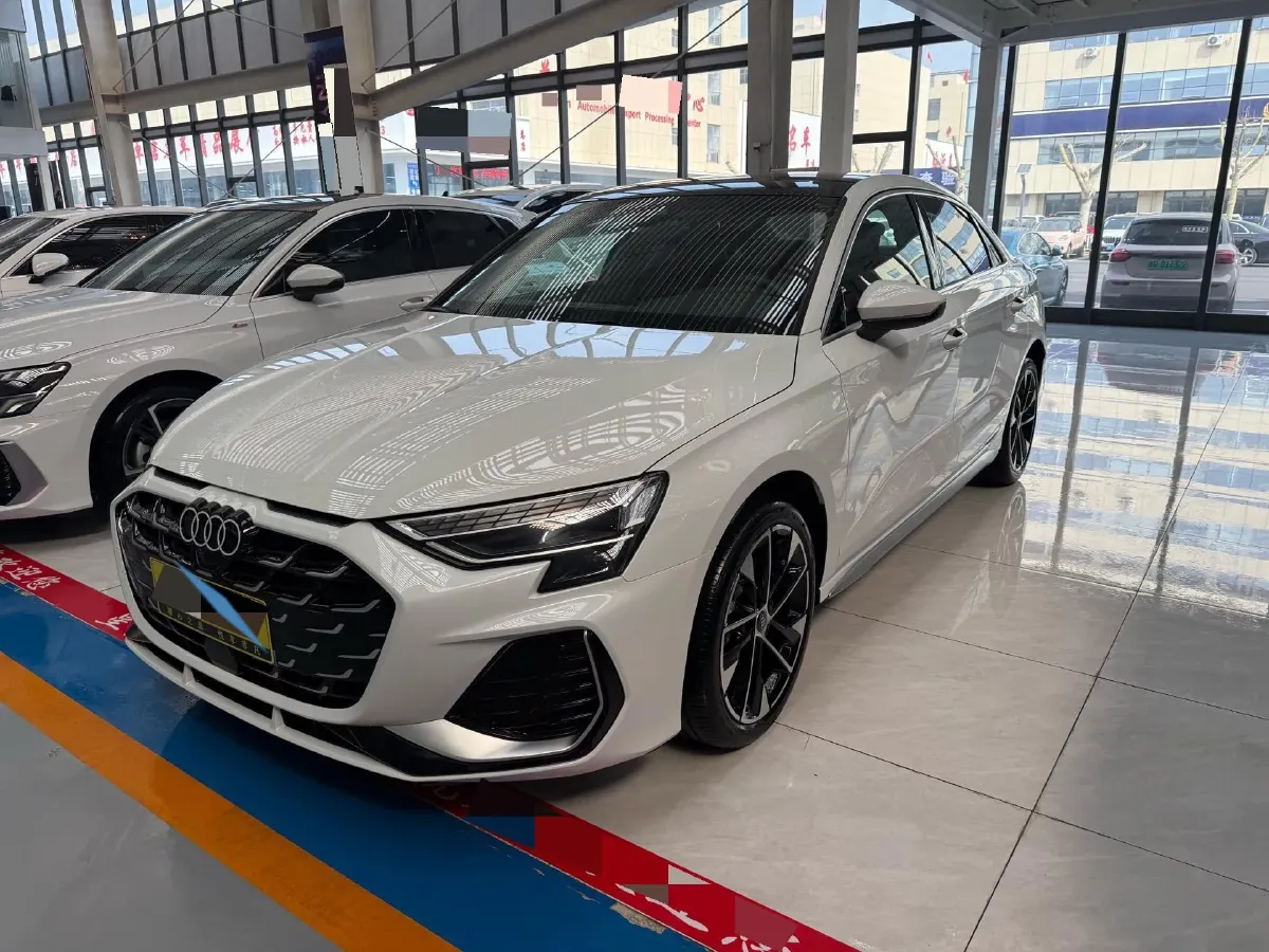 2025 Audi A3 1.5T 160HP L4 7DCT,autocango,china used car exporter,china ev exporter,chinese used car exporter,chinese used ev exporter