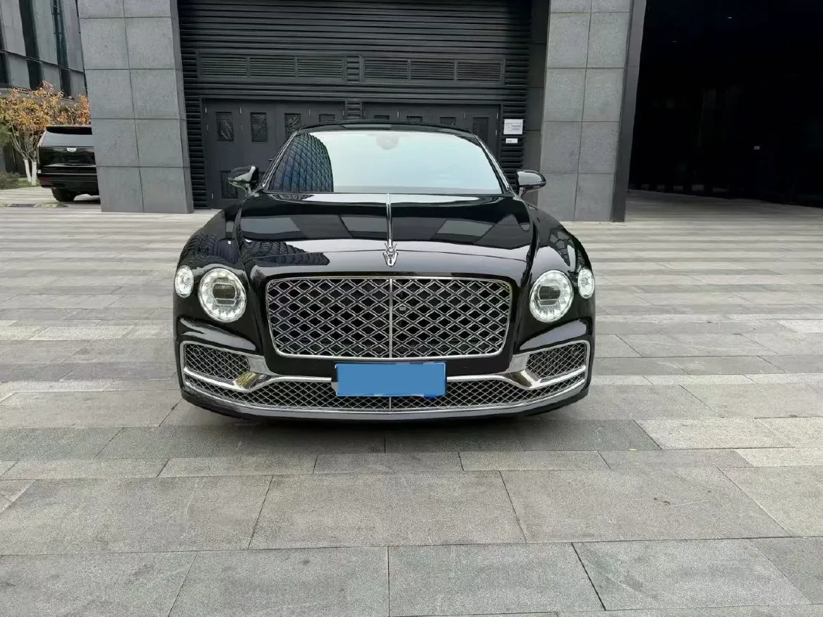 2021 Bentley Flying Spur 4.0T 550HP V8 8DCT,autocango,china used car exporter,china ev exporter,chinese used car exporter,chinese used ev exporter