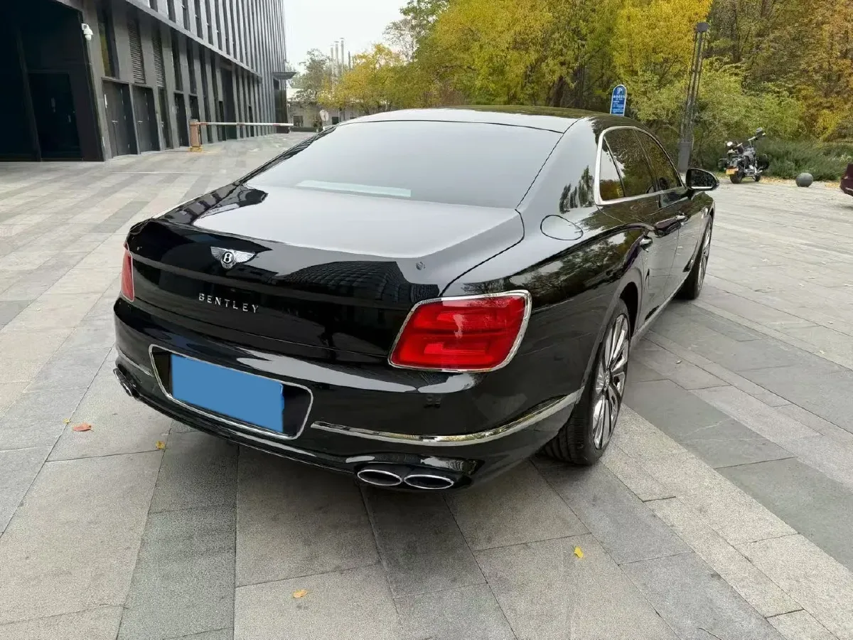 2021 Bentley Flying Spur 4.0T 550HP V8 8DCT,autocango,china used car exporter,china ev exporter,chinese used car exporter,chinese used ev exporter