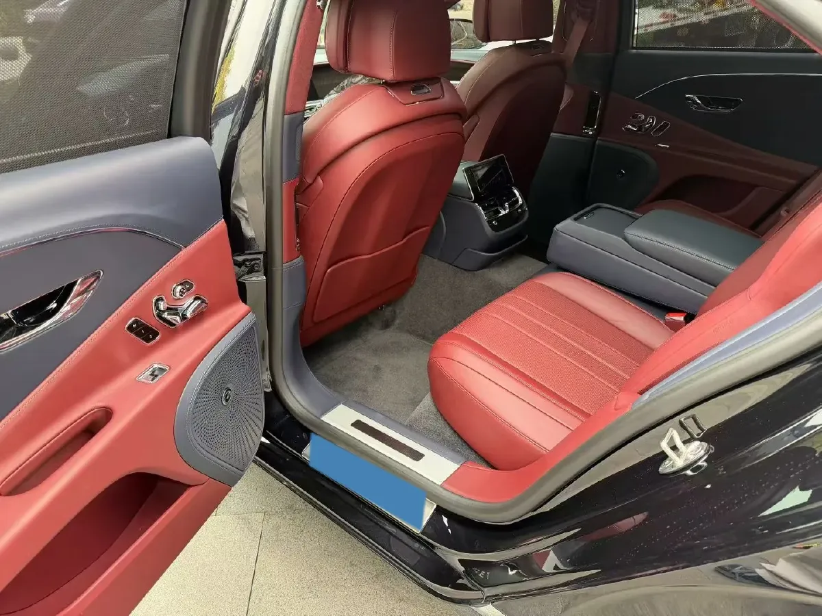 2021 Bentley Flying Spur 4.0T 550HP V8 8DCT,autocango,china used car exporter,china ev exporter,chinese used car exporter,chinese used ev exporter