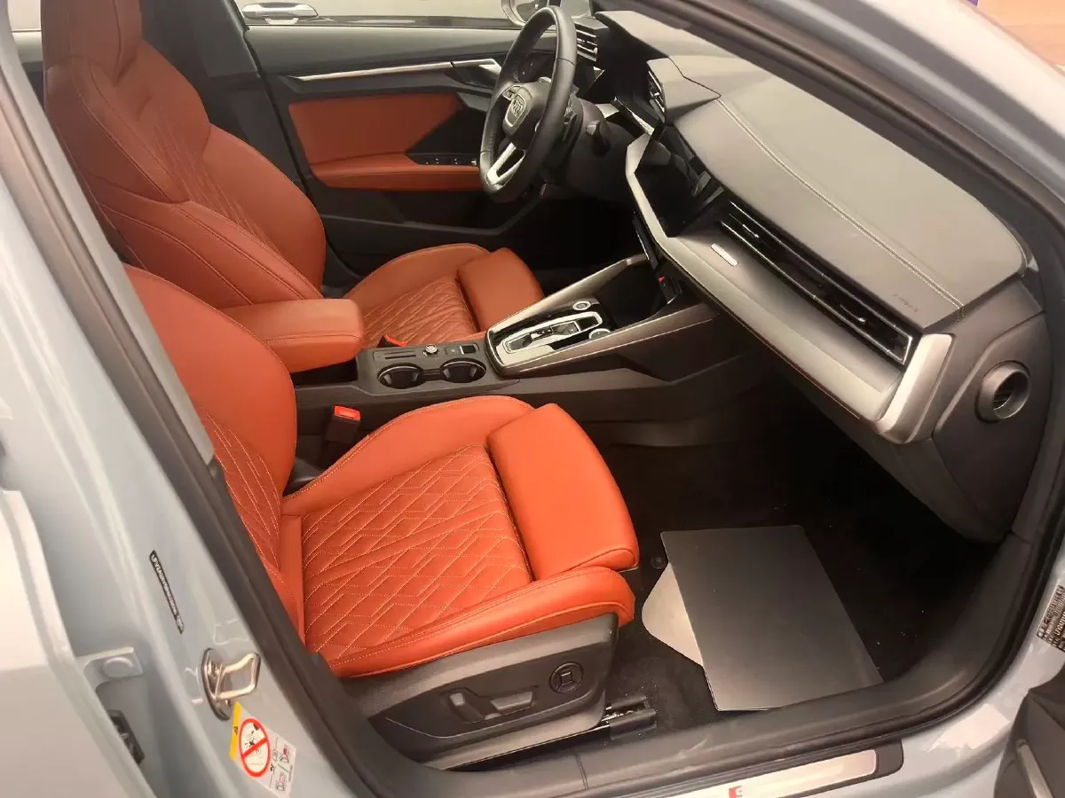 2025 Audi A3 1.5T 160HP L4 7DCT,autocango,china used car exporter,china ev exporter,chinese used car exporter,chinese used ev exporter