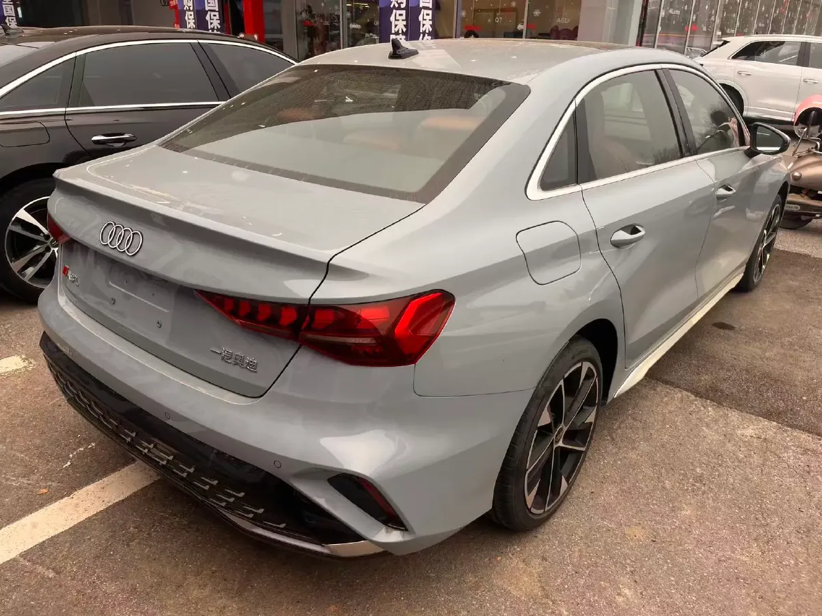 2025 Audi A3 1.5T 160HP L4 7DCT,autocango,china used car exporter,china ev exporter,chinese used car exporter,chinese used ev exporter