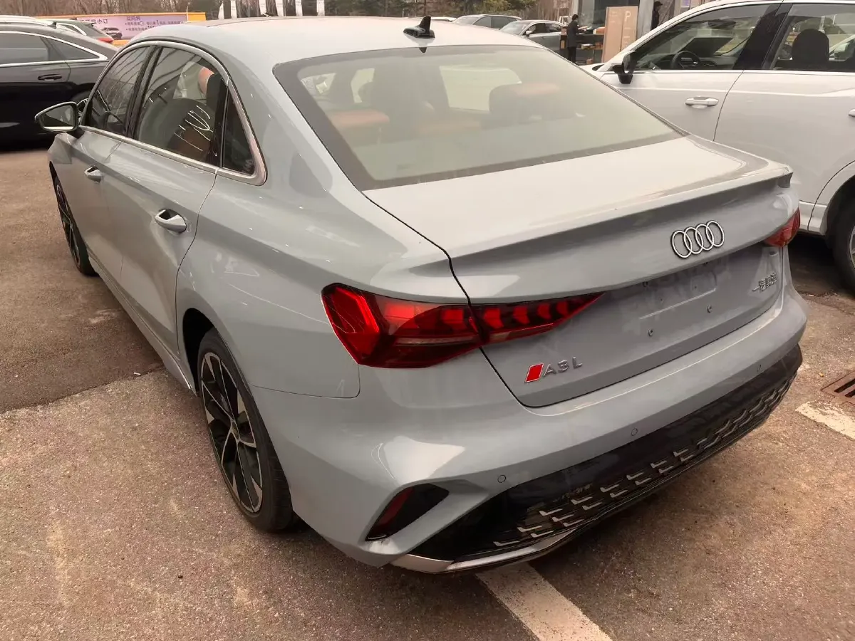 2025 Audi A3 1.5T 160HP L4 7DCT,autocango,china used car exporter,china ev exporter,chinese used car exporter,chinese used ev exporter