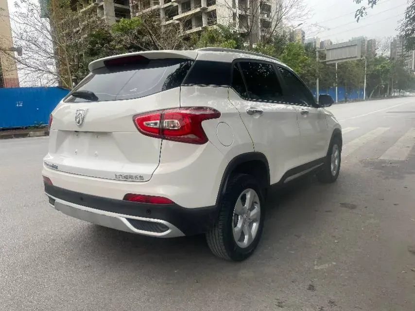 2017 BaoJun 310W 1.5L 105HP L4 6MT,autocango,china used car exporter,china ev exporter,chinese used car exporter,chinese used ev exporter