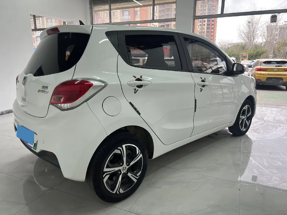 2020 ChangAn BenBen E-Star BEV 32.2KWH,autocango,china used car exporter,china ev exporter,chinese used car exporter,chinese used ev exporter