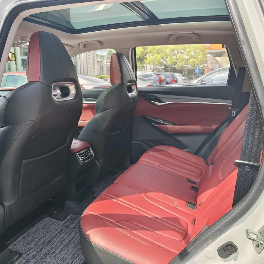 2022 ChangAn CS75 Plus 1.5T 188HP L4 8AT,autocango,china used car exporter,china ev exporter,chinese used car exporter,chinese used ev exporter