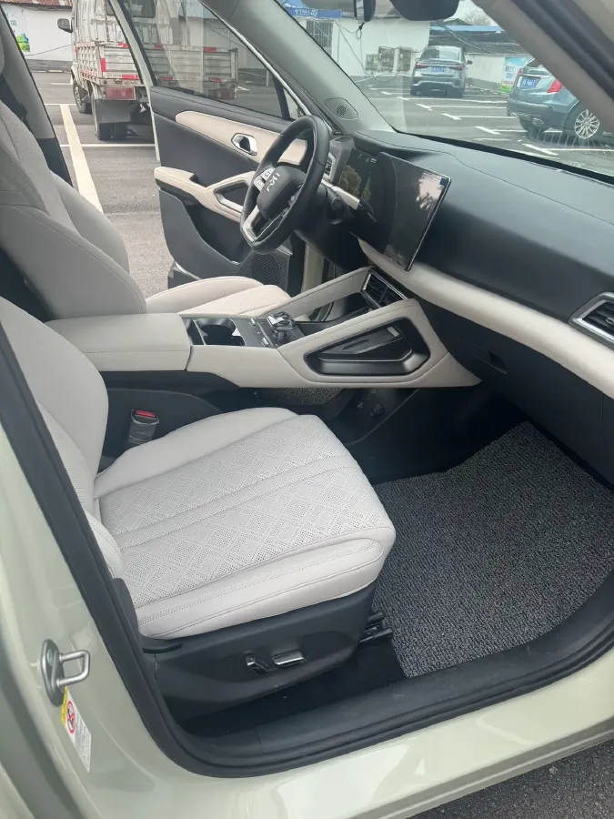 2024 BYD YuanUP BEV 45.12KWH,autocango,china used car exporter,china ev exporter,chinese used car exporter,chinese used ev exporter