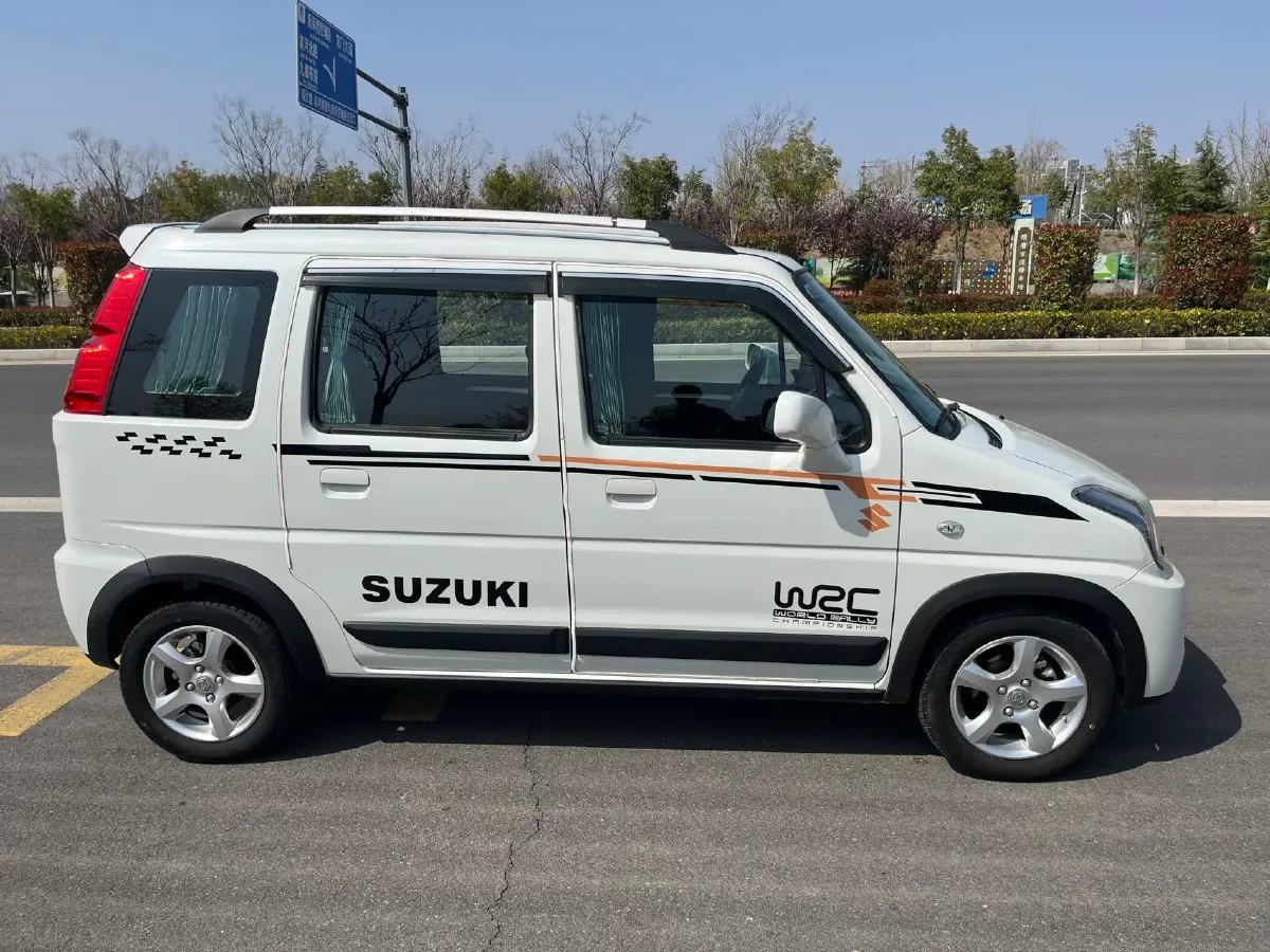 2023 BAIC ChangHe Wagon R X5 1.4L 97HP L4 5MT,autocango,china used car exporter,china ev exporter,chinese used car exporter,chinese used ev exporter