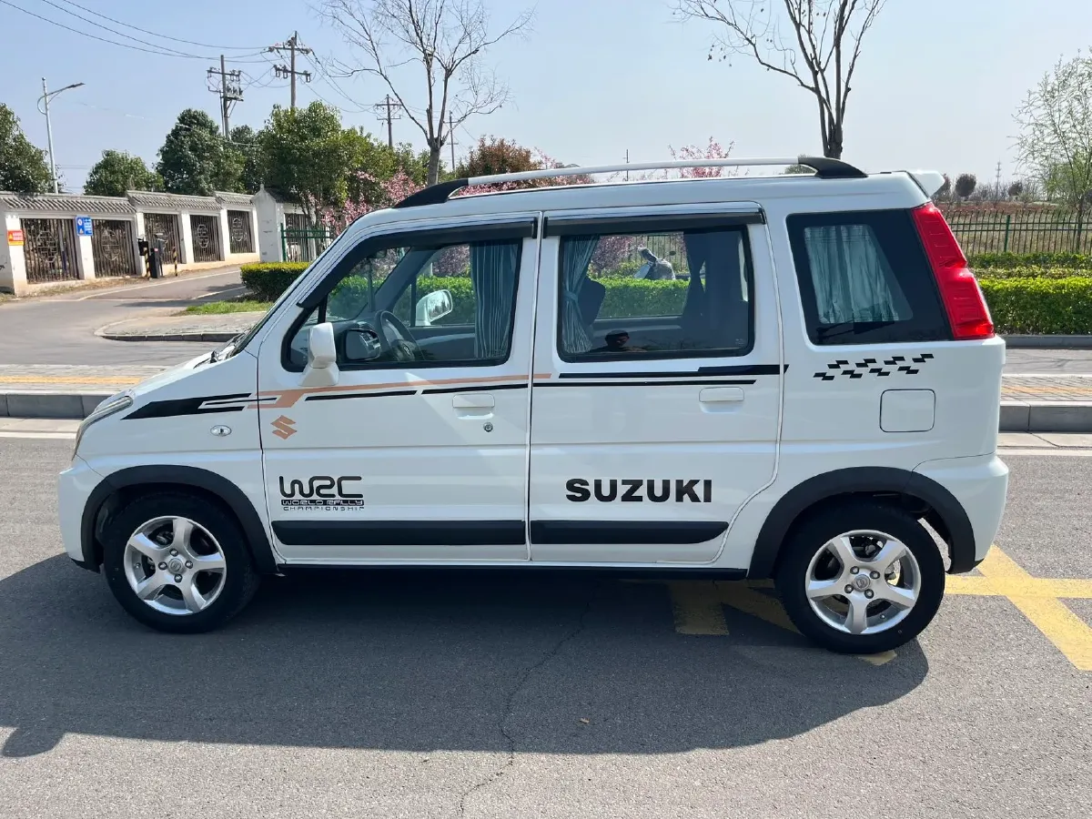 2023 BAIC ChangHe Wagon R X5 1.4L 97HP L4 5MT,autocango,china used car exporter,china ev exporter,chinese used car exporter,chinese used ev exporter