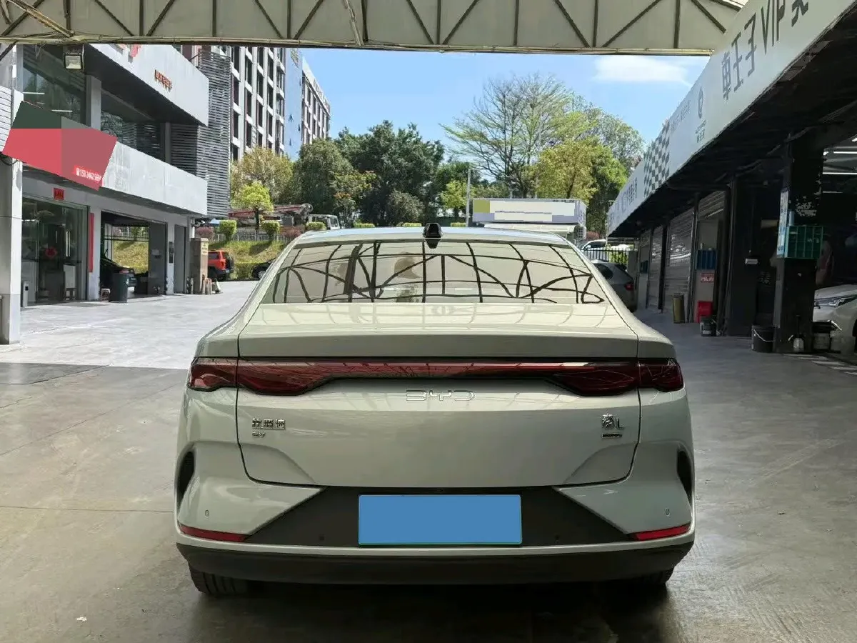 2025 BYD QinL BEV,autocango,china used car exporter,china ev exporter,chinese used car exporter,chinese used ev exporter