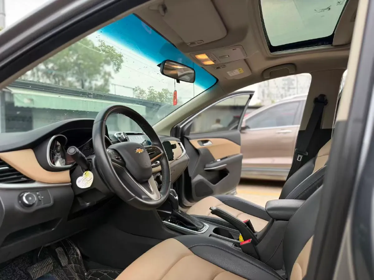 2022 Chevrolet Monza 1.5L 113HP L4 6AT,autocango,china used car exporter,china ev exporter,chinese used car exporter,chinese used ev exporter