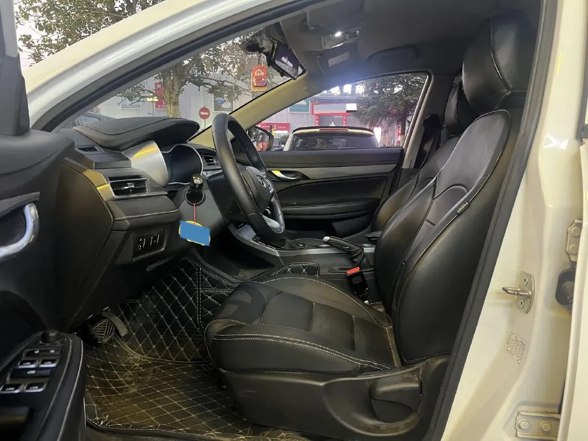 2021 Geely Emgrand 1.5L 109HP L4 CVT,autocango,china used car exporter,china ev exporter,chinese used car exporter,chinese used ev exporter