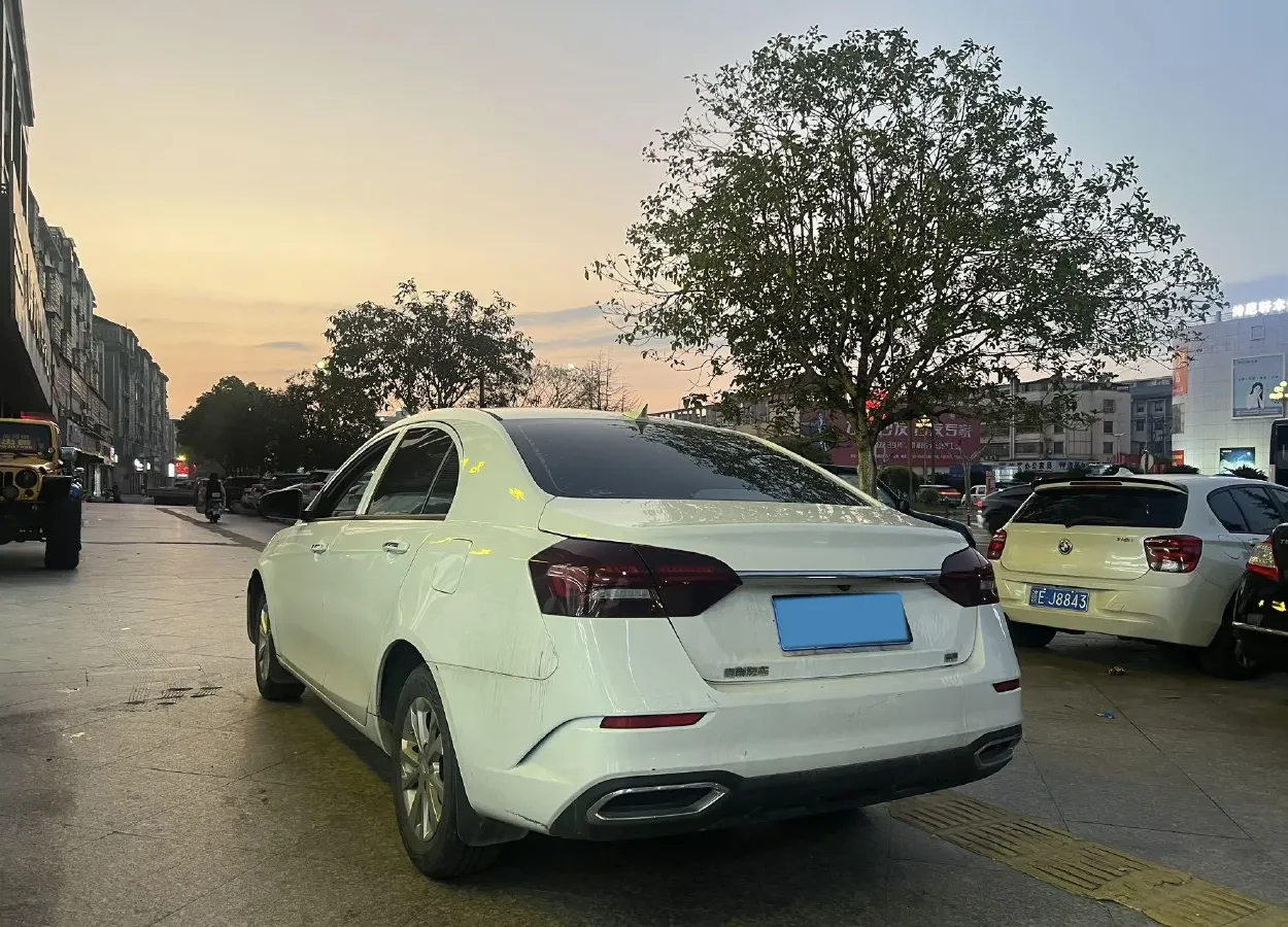 2021 Geely Emgrand 1.5L 109HP L4 CVT,autocango,china used car exporter,china ev exporter,chinese used car exporter,chinese used ev exporter