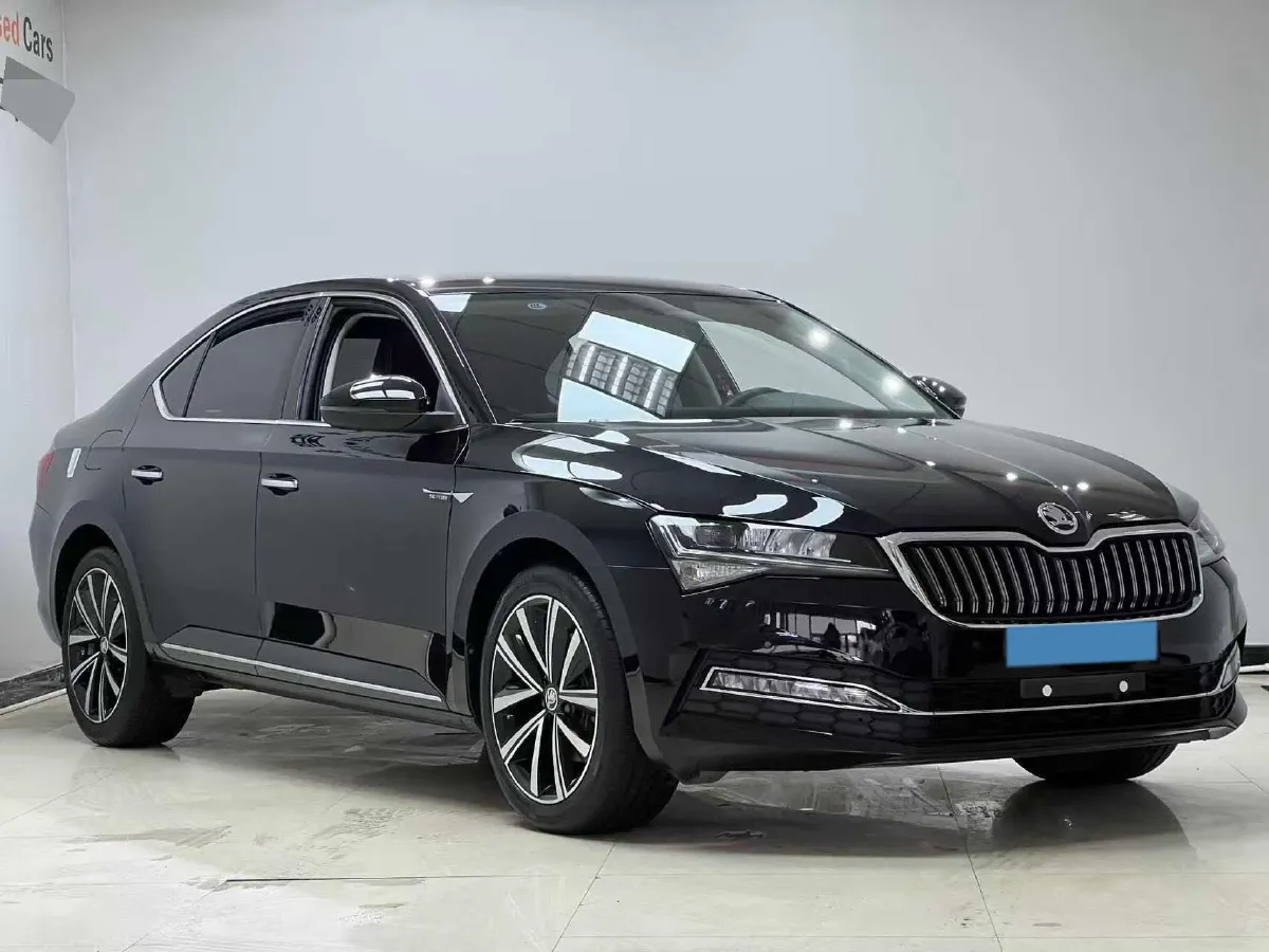 2024 Skoda Superb 1.4T 150HP L4 7DCT,autocango,china used car exporter,china ev exporter,chinese used car exporter,chinese used ev exporter