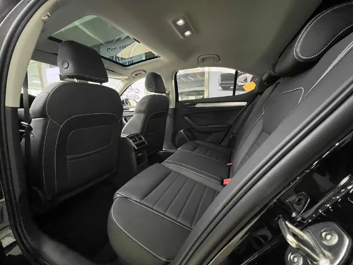 2024 Skoda Superb 1.4T 150HP L4 7DCT,autocango,china used car exporter,china ev exporter,chinese used car exporter,chinese used ev exporter